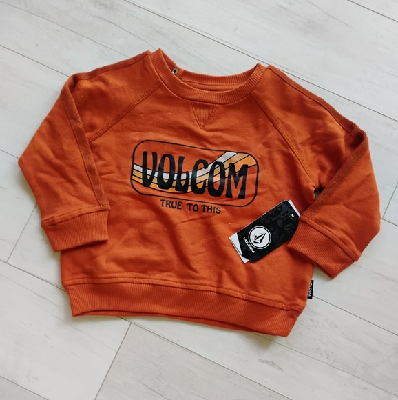 VOLCOM NEW Retro Crewneck Sweatshirt & Denim Pants - Picture 2 of 16